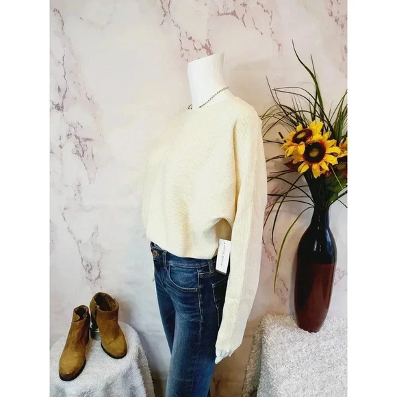 ALEXIA ADMOR Kenzie Sweater (NWT) size - XS - Picture 5 of 9